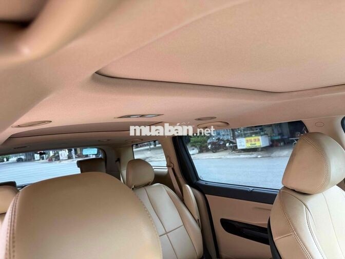 KIA Sedona 2020 bản full máy dầu Đen xanh