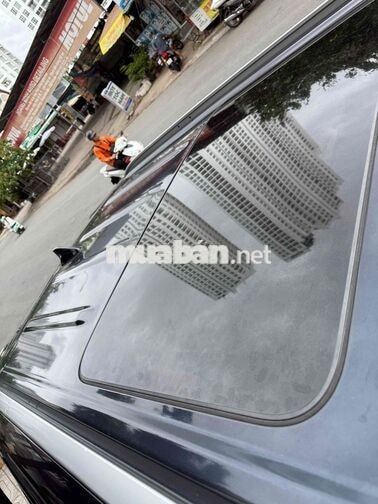 KIA Sedona 2020 bản full máy dầu Đen xanh