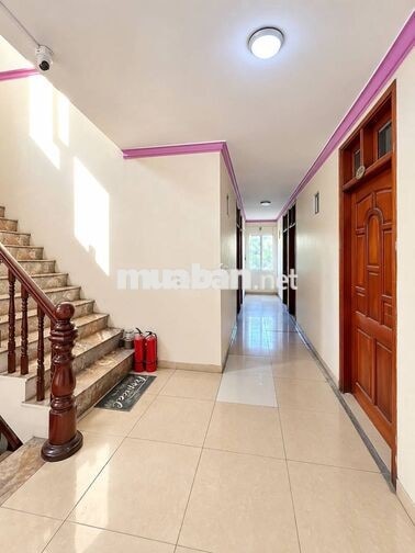 BÁN TOÀ NHÀ KHÁCH SẠN KHU VỰC SÂN BAY NỘI BÀI – BẤT ĐỘNG SẢN DÒNG TIỀN