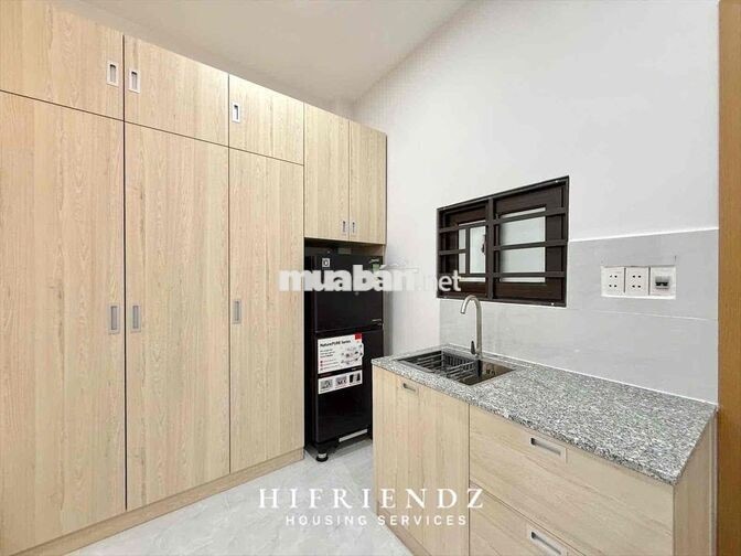 KHAI TRƯƠNG 10P BANCON, CỬA SỔ FULL NỘI THẤT NGAY CẦU NGUYỄN VĂN CỪ