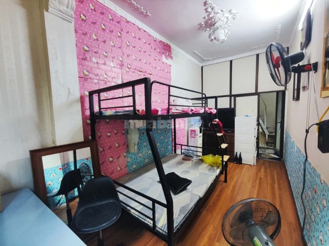 9 TRIỆU MẶT PHỐ HOÀNG HOA THÁM NHÀ ĐẸP VỪA Ở, VỪA KD, NAIL, SPA