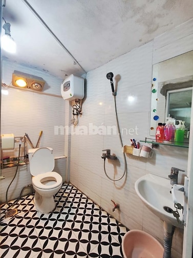 9 TRIỆU MẶT PHỐ HOÀNG HOA THÁM NHÀ ĐẸP VỪA Ở, VỪA KD, NAIL, SPA