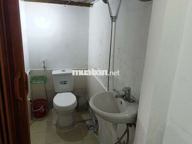 còn 01 phòng trọ ngõ 467 đường lĩnh nam