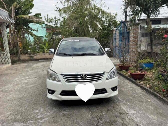 Toyota Innova 2015 Trắng