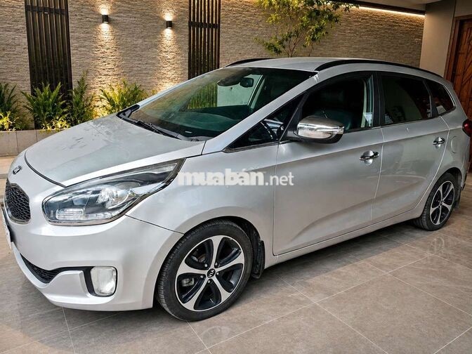 Kia Rondo 2015 Dầu Tự động Bạc