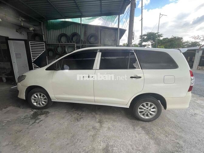 Toyota Innova 2015 Trắng