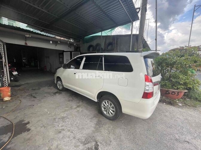 Toyota Innova 2015 Trắng