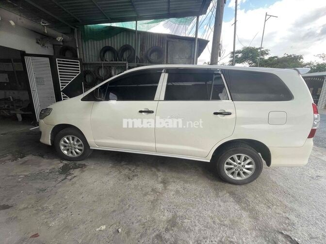 Toyota Innova 2015 Trắng
