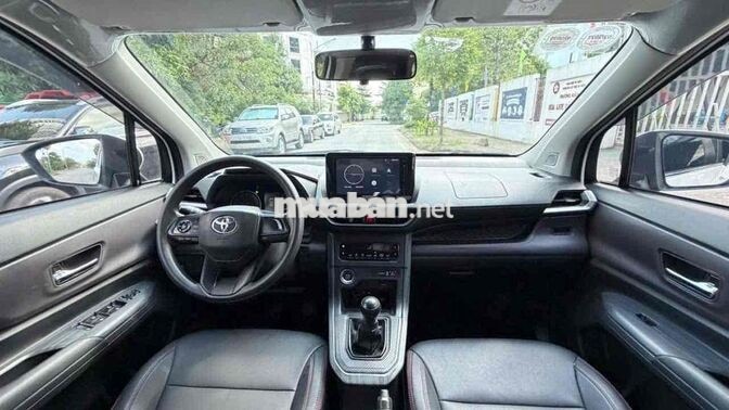 Toyota Avanza Sx 2023 Số sàn Trắng