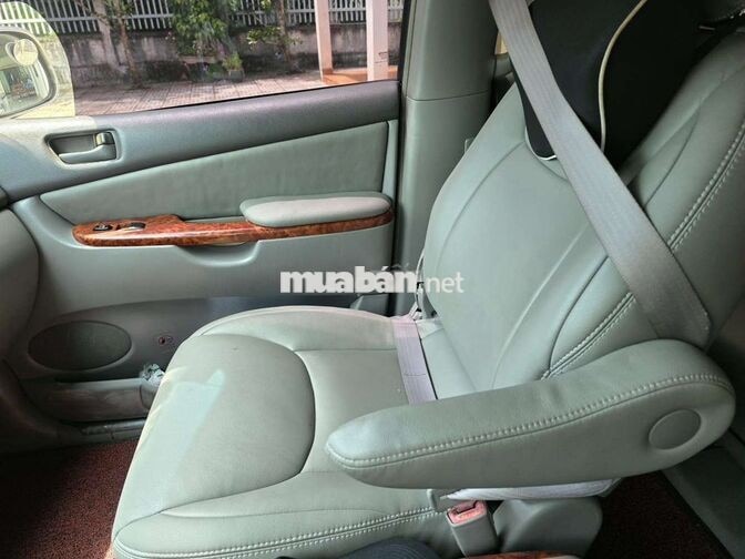 Toyota Sienna 2007 Bạc 145283 km