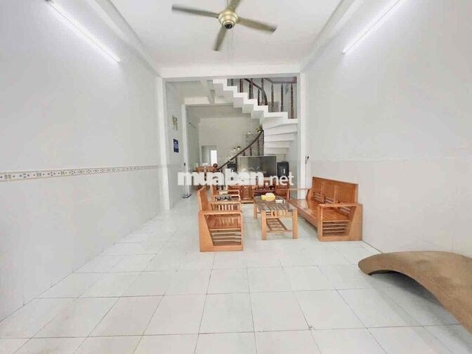 Nhà Mới Có Nội Thất 4x17m 1Lầu + ST (2PN 2WC) Hẻm 7m. LÊ VĂN QUỚI