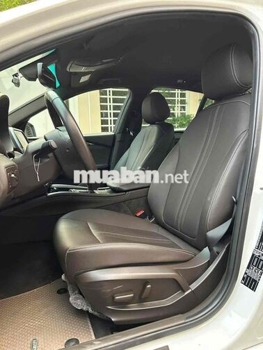 VinFast Lux A Base 2.0 AT Turbo sản xuất 2022
