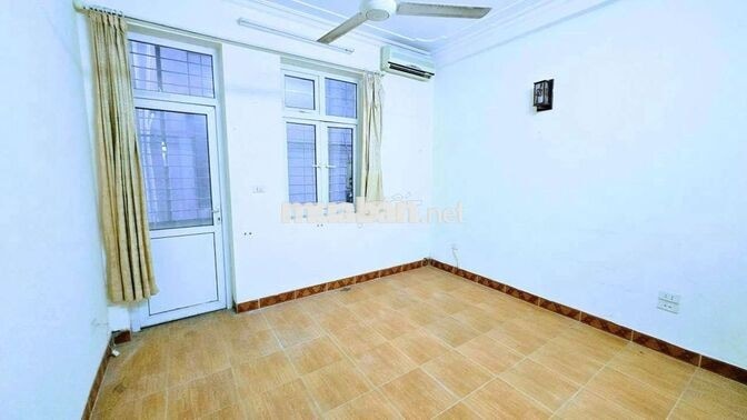 cho thuê nhà Bùi Xương Trạch 4 ngủ ngõ ô tô