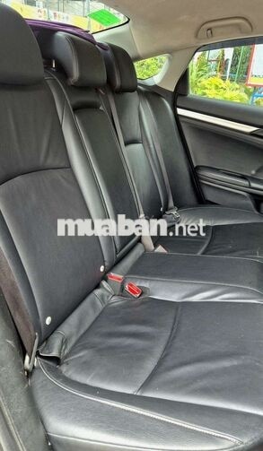 Honda Civic G 2020 đi 68000km đã lên ít đồ chơi