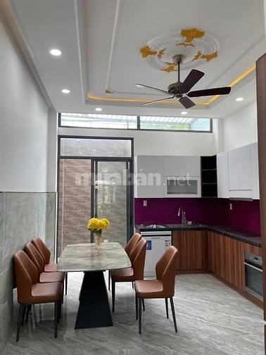 Chủ nhà nợ cần bán nhà 64m2 đường Đỗ Xuân Hợp, Thủ Đức-Shr,giá 1,3 tỷ