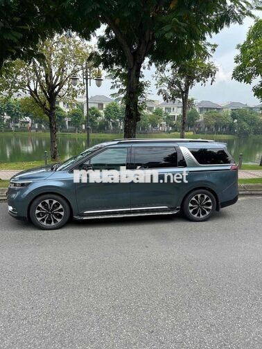 Kia Carnival 2.2D Signature 2021 full option