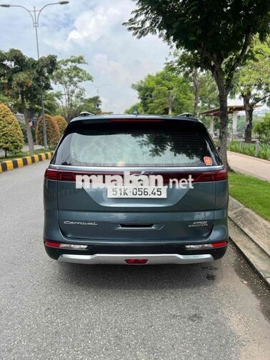 Kia Carnival 2.2D Signature 2021 full option