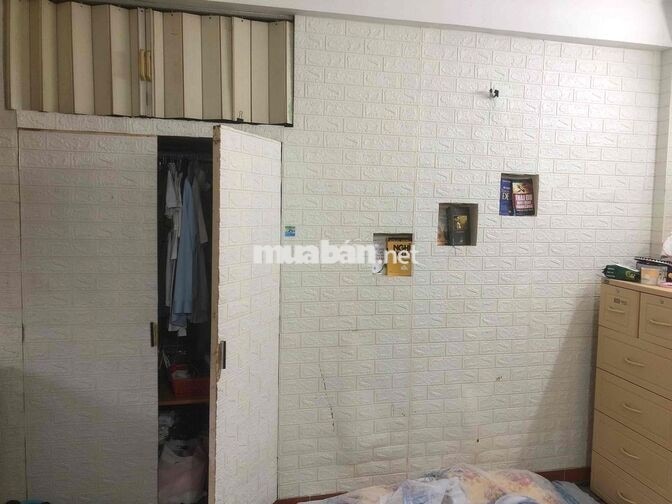 Cho thuê căn hộ ~20m2 , Lầu 5 thang bộ