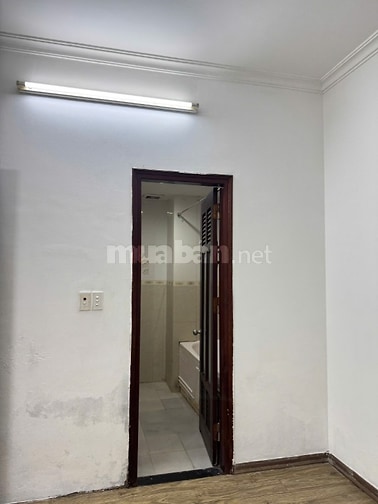 CHO THUÊ NHÀ CĂN 304 TOÀ CHUNG CƯ 134 ĐỐC NGỮ, ĐỐI DIỆN BV 354