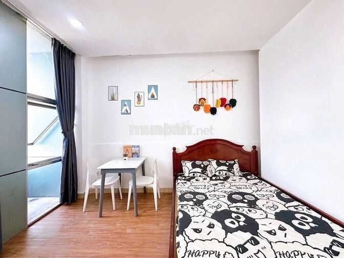 CHDV 3 Phòng Ngủ Thang máy  Rộng 80m2 Ngay Đh Hoa Sen UEH Bách Khoa 
