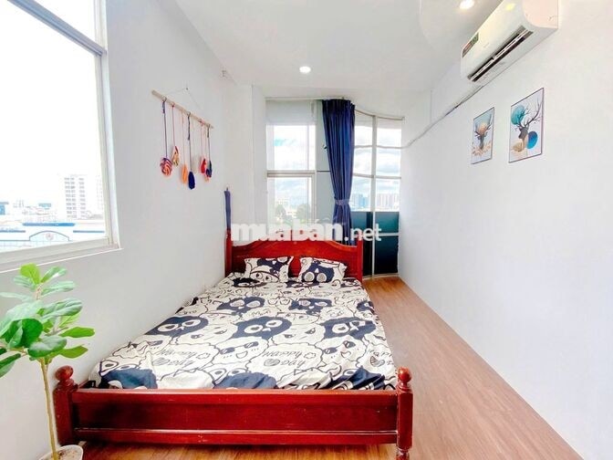 CHDV 3 Phòng Ngủ Thang máy  Rộng 80m2 Ngay Đh Hoa Sen UEH Bách Khoa 