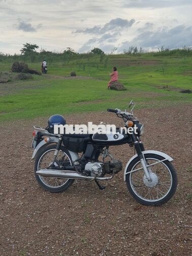 Honda 67 Đen, Trắng