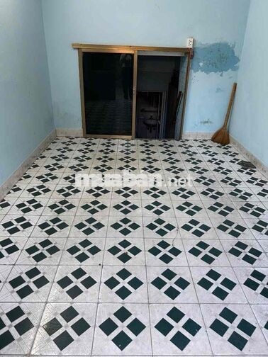 CHO THUÊ NHÀ NGUYÊN CĂN phố Tạ Quang Bửu  30m2 x4T giá 5.5 triệu /1th