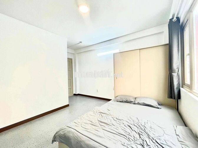 Căn hộ studio cửa sổ lớn full nội thất Phạm Ngũ Lão gần chợ Bến Thành