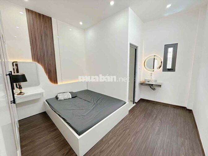 Quận 7 - 5 Tỷ 950 - Nhà Mới 2 Tầng 66m² - Ngang 4m - 3PN - Ngay UBND P