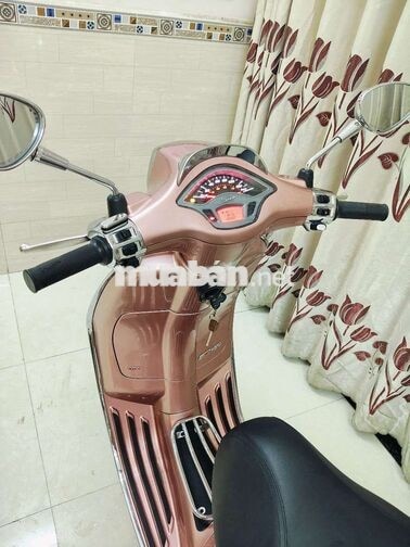 Vespa Sprint iget chính chủ xe đẹp từng chi tiết
