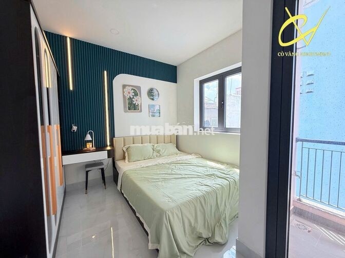 CHDV 1PN+1PK ban công rộng 40m2 Ngay hàng xanh, Đh UEF HUTECH 