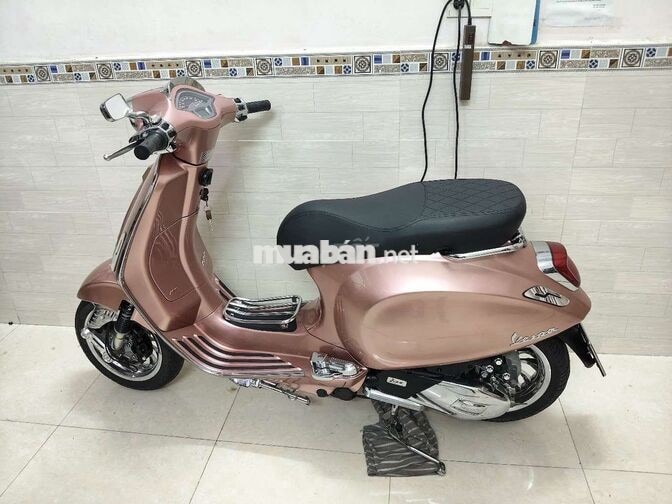 Vespa Sprint iget chính chủ xe đẹp từng chi tiết