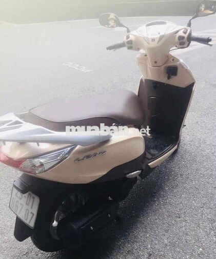 LEAD 125 vàng kem xe đi giữ gìn chất lượng rất tốt
