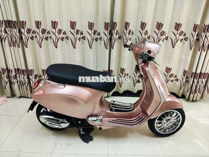 Vespa Sprint iget chính chủ xe đẹp từng chi tiết