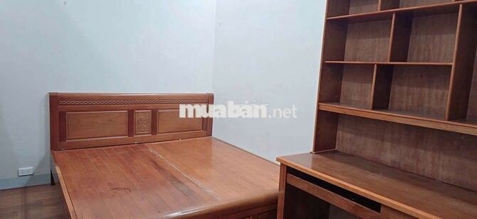 Cho thuê nhà 03 tầng tại Liên Mạc
