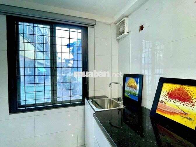 CHO THUÊ CĂN HỘ CỬA SỔ SIÊU THOÁNG GIÁ SIÊU MỀM NGAY CHỢ BÔNG SAO