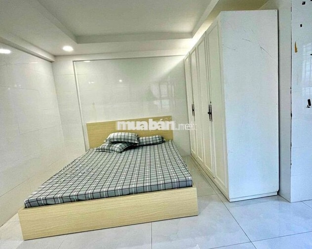 CHO THUÊ CĂN HỘ CỬA SỔ SIÊU THOÁNG GIÁ SIÊU MỀM NGAY CHỢ BÔNG SAO