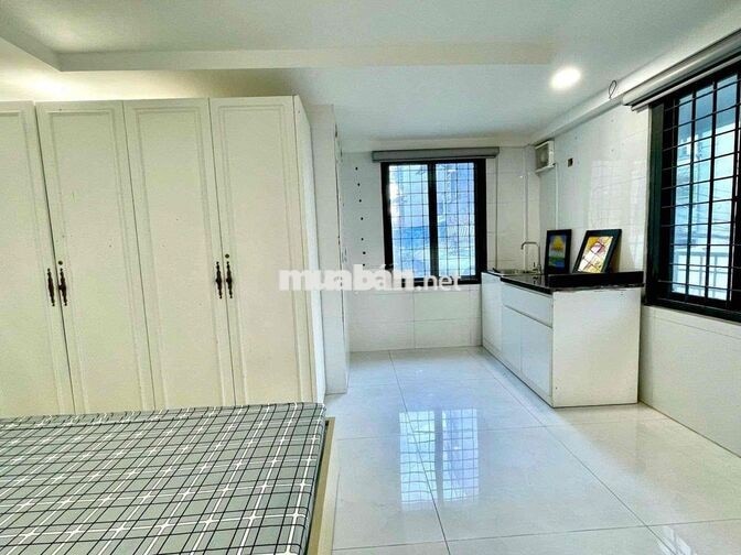 CHO THUÊ CĂN HỘ CỬA SỔ SIÊU THOÁNG GIÁ SIÊU MỀM NGAY CHỢ BÔNG SAO