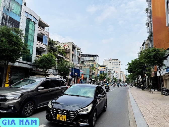 BÁN NHÀ GÓC 2 MẶT TIỀN : ĐƯỜNG ĐINH BỘ LĨNH VÀ CHU VĂN AN - P. 26 -BT