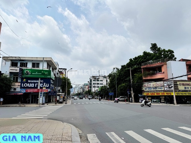 BÁN NHÀ GÓC 2 MẶT TIỀN : ĐƯỜNG ĐINH BỘ LĨNH VÀ CHU VĂN AN - P. 26 -BT
