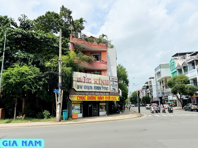 BÁN NHÀ GÓC 2 MẶT TIỀN : ĐƯỜNG ĐINH BỘ LĨNH VÀ CHU VĂN AN - P. 26 -BT