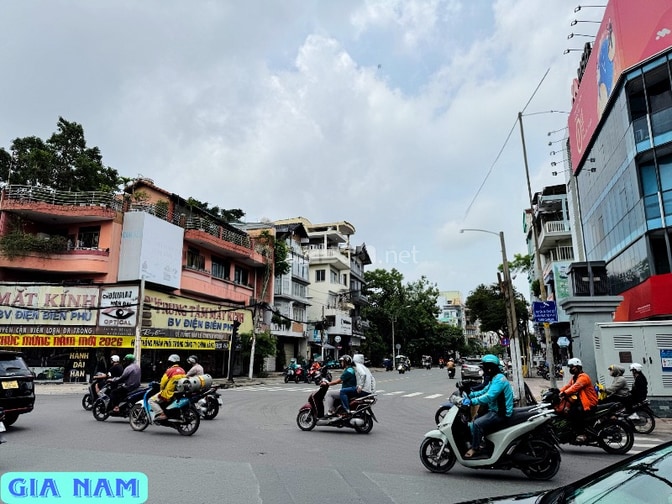 BÁN NHÀ GÓC 2 MẶT TIỀN : ĐƯỜNG ĐINH BỘ LĨNH VÀ CHU VĂN AN - P. 26 -BT