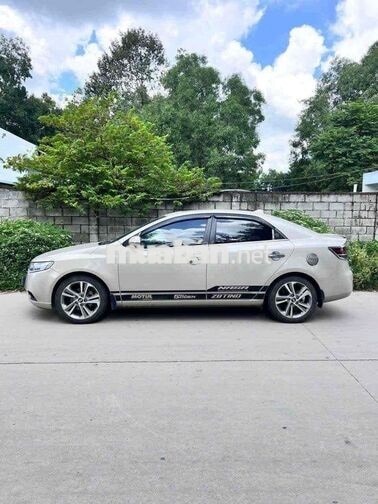 Kia Forte 2013 Tự động cần bán hay giao lưu xuống