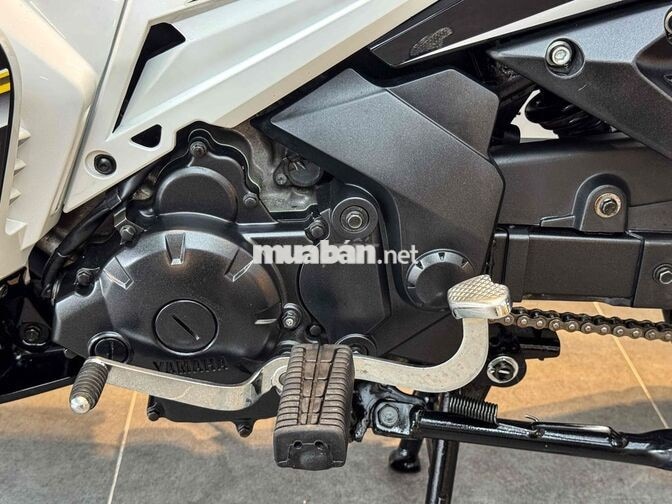 Yamaha Exciter 1S9A Côn tự động up 2010 Trắng đen