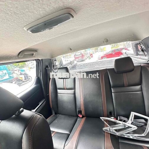 Bán xe bán tải Mazda BT50 nhập Thái giá 310tr