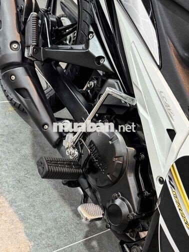 Yamaha Exciter 1S9A Côn tự động up 2010 Trắng đen