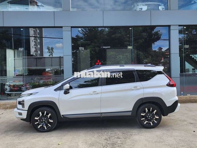 Xpander Cross 2026, Odo:1800km. Góp 70%