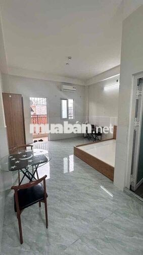 4tr4 LÊ ĐỨC THỌ, BAN CÔNG CỬA SỔ TRỜI