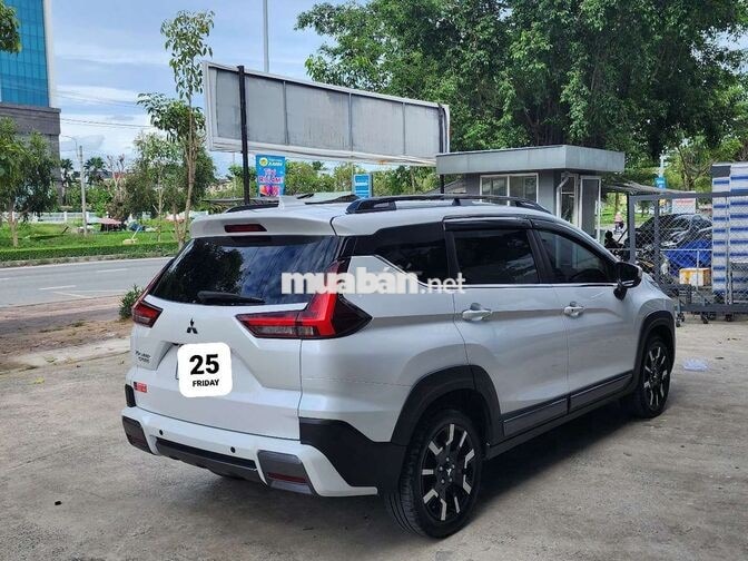 Xpander Cross 2026, Odo:1800km. Góp 70%