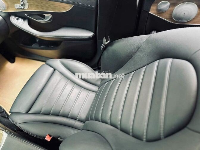 Mercedes-Benz E-Class E200 Exclusive 2023